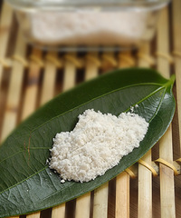 "二百年经久不衰的口腔溃疡圣药【家庭自制西瓜霜】"