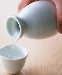 健康饮酒,远离塑化剂