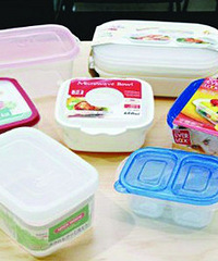 "LOCK&LOCK等7款塑料饭盒塑化剂超标"