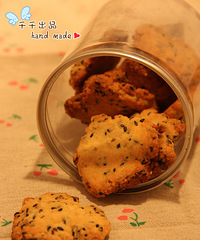 "【千千家】烘焙入门级,简单又好吃——黑芝麻奶酥饼干"