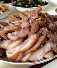 【家乡美食】海鲜+啤酒,吃在青岛