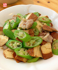 【胖胖小厨】肉肉美食--秋葵小炒肉