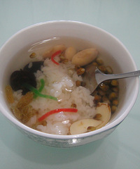 记忆里的传统美食——清凉八宝汤