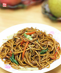 【胖胖小厨】家常美食-- 肉丝炒面