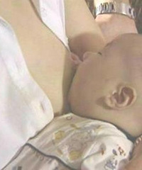 "盲目的催奶容易导致乳腺炎"