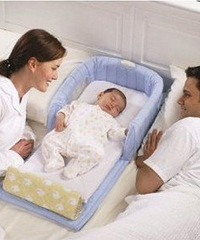 "母婴同床弊大于利 影响宝宝健康和夫妻关系"