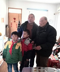 “别人帮助过我,我也要帮助别人”