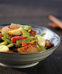 川菜中的四季豆回锅肉