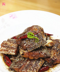 【为爸爸做菜】糖醋带鱼+榄菜培根炒豇豆