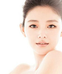 "【小颜美白攻略】做美女 要像日光灯一样白到发亮"
