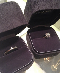 Tiffany的六爪 1克拉多 13W