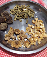 "烧一碗高大上土豪版豆腐"