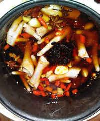 "露露的豆豉凤爪"