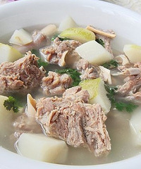 "孕妇能不能吃羊肉?羊肉不是挺滋补的嘛?"