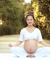 "孕妇瑜伽什么时候做?前三个月不能做!"