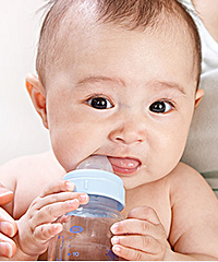 宝宝不吃奶瓶 ,母乳又不足,我该怎么办?