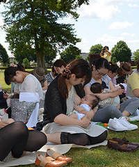 "520国际母乳日 关于母乳喂养的一切问题专家帮您解答!"