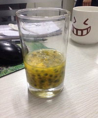 冰镇百香果果汁,夏天就要这个味!