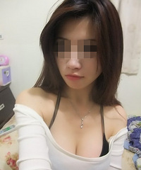 "正规的丰胸产品 狠狠抓住男人的心"