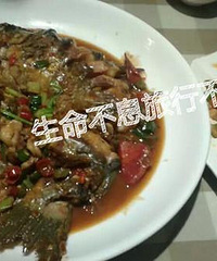 【带你去去阳朔】第一次见过鱼鳞和鱼煮在一起的