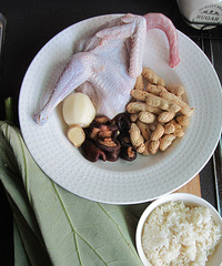 嘟妈——电饭锅做清香鲜美又软糯的荷叶鸡饭