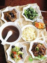 "【哺乳期】产妇该不该吃月子餐 如何选择月子餐"