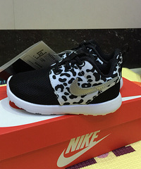 日本直邮的nike roshe run