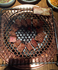 ����ȥ˼�ܴ����ʳ���������ֱ��˺��򣬳�