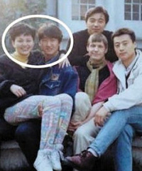 我伙呆 他俩竟然是同学!