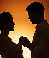 这节奏!明明才刚结婚不久