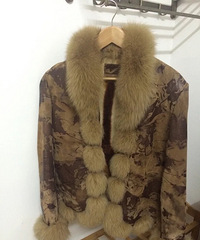 �ݻ����ף����£��ڰ׵�220�������35