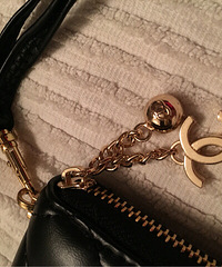 ��ĳ���ƣ���Ƥ�ְ���Ůʽ����880�룬��