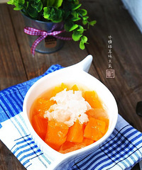 丰胸美颜都需要—冰糖银耳炖木瓜