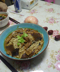 【一日三餐】早餐吃得营养 整天都是精神的