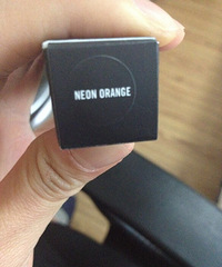 150转一支全新mac唇膏,色号neon
