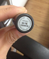 150转一支全新mac唇膏,色号neon
