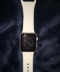 1600出售九成新apple watch