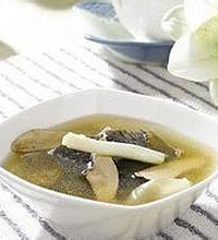 小儿打嗝食谱 缓解小妙招
