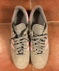 adidas三叶草15款板鞋,朋友在香港
