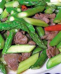 芦笋炒牛肉