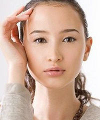 婚前摆脱毛孔烦恼的最佳办法 做清爽新娘
