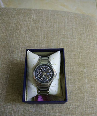 ת���ÿ���ŷ�ֱ������ڽ�ű���������ԭ��