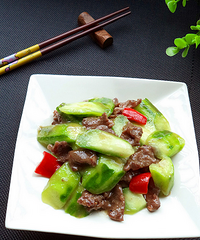 丝瓜炒牛肉