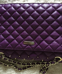 �𱴿���ť����������һ�Σ����ʺ��ң���ɫ