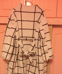 ԭ��568Ԫ�İ׵׺����ƴ��£����ڱ�����