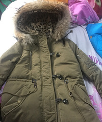 全新玫瑰子弹羽绒服,昕薇画报款,1码(相