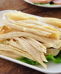 腐竹的做法大全?妈妈下厨房的好帮手!