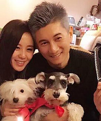 ��ʫʫ���񻨷�200��