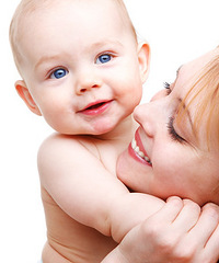 安抚奶嘴硅胶好还是乳胶好,妈妈要注意了!
