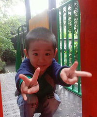"一碰就出血不止,5岁男孩患怪病,奶奶乳腺癌晚期"
